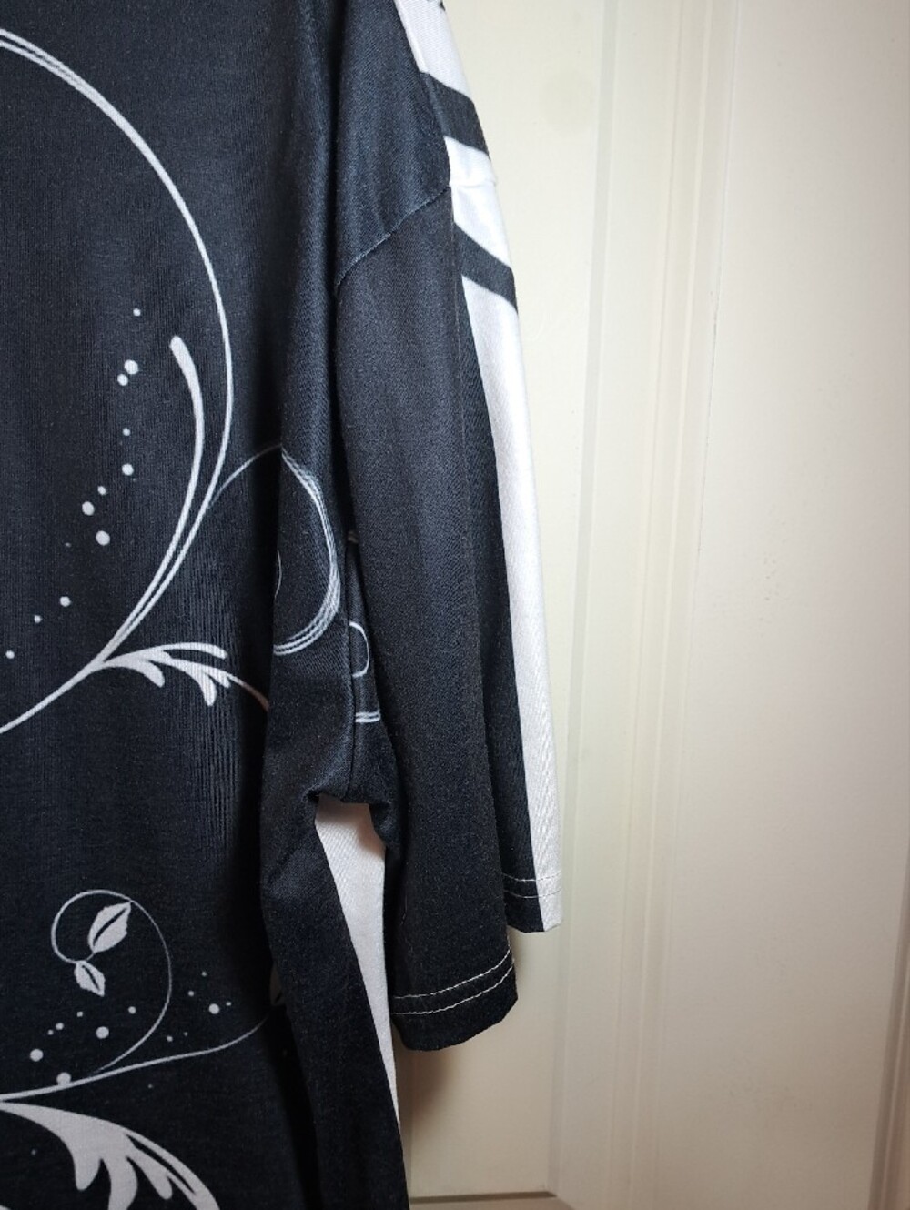 V-Neck Womens Graphic Top - Black & White - Picture 7 of 7